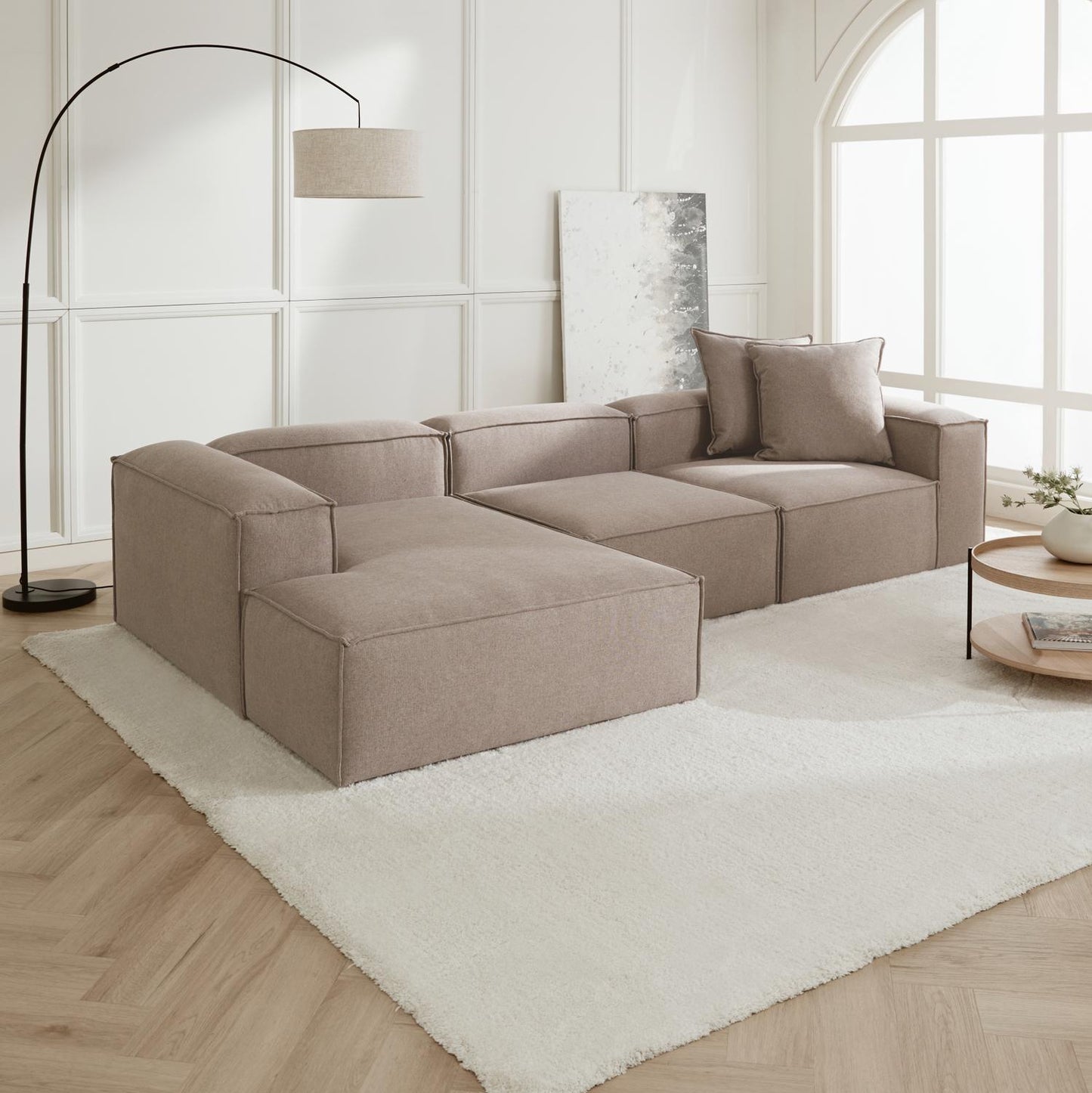 Canapea modulara Noma Calm vazuta frontal, design curat